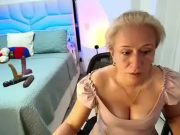 Samanta_stone69  live sex cam