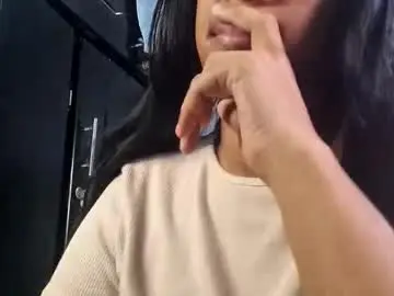 Sexyface616  live sex cam