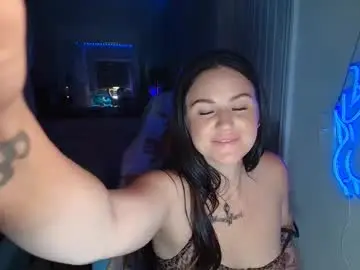Stacysmomm  live sex cam