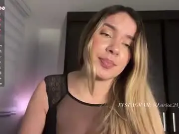 Sweet_larissa_  live sex cam