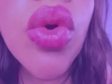 Tarataylorr  live sex cam