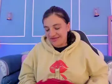 Tarataylorr  live sex cam