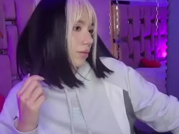 Zharaluxie  live sex cam