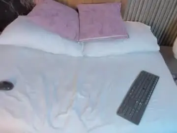 Carla_smellie  live sex cam