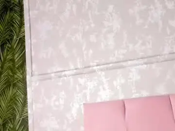 Coralgh_  live sex cam