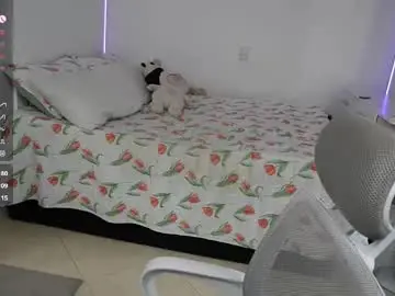 Cute_eyess  live sex cam