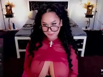 Hottiest_chesca69  live sex cam