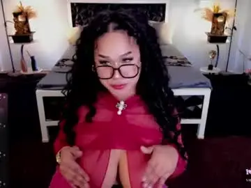 Hottiest_chesca69  live sex cam