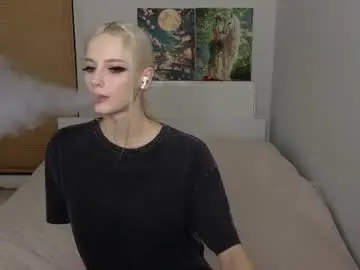 Lucy054  live sex cam