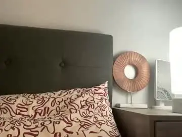 Ohrileyxo  live sex cam