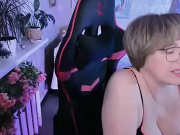 Sugarvi  live sex cam