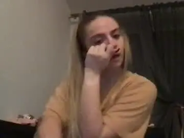 Watergirlfireboy  live sex cam