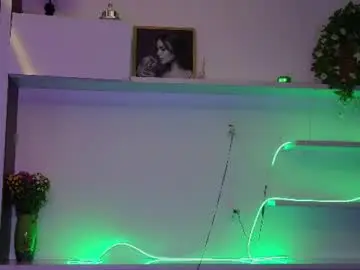 Agatamooon  live sex cam
