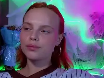 Agatamooon  live sex cam