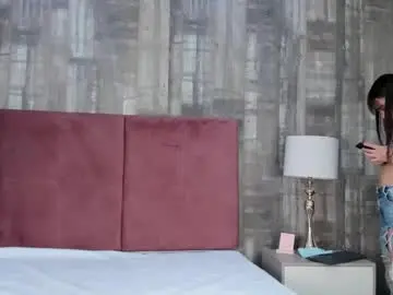 Alanna_flowers  live sex cam