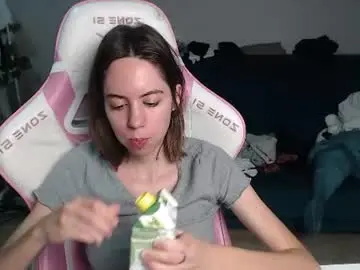 Allie_hazie  live sex cam