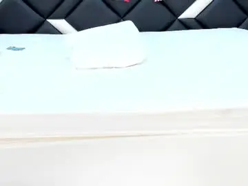 Carlalinares  live sex cam