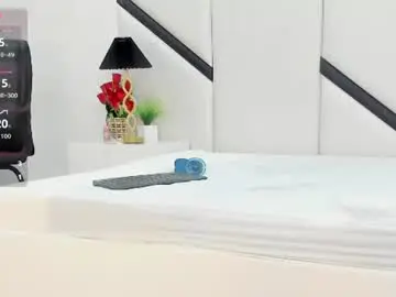 Carlalinares  live sex cam