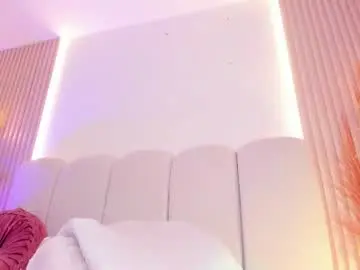 Carolriveraa  live sex cam