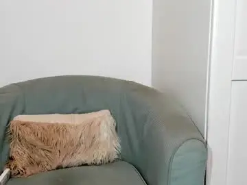 Cassieandmarco  live sex cam