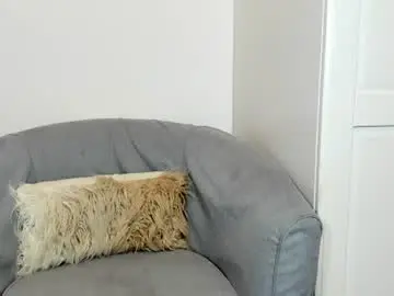 Cassieandmarco  live sex cam
