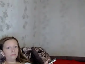 Crystallangel  live sex cam