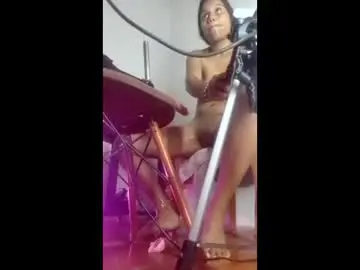 Daniela_tonny_hornys  live sex cam