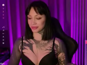 Dgtlgrl  live sex cam