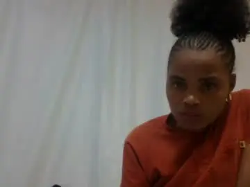 Hinah89  live sex cam