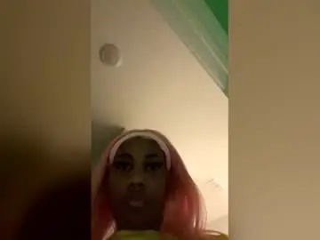 Hotgirlcookiee  live sex cam