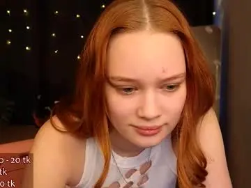 Jennifer_shy_  live sex cam