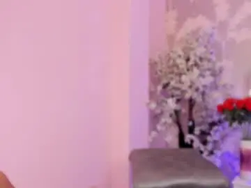 Lauramartin1  live sex cam