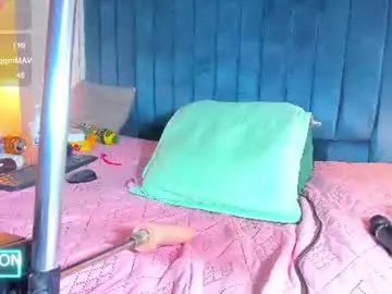 Lunasmile69  live sex cam