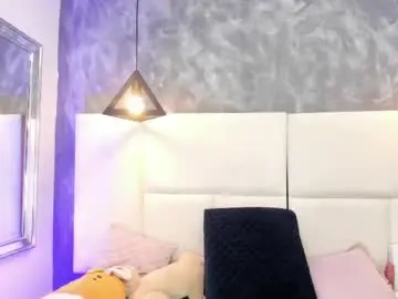 Martina_armos  live sex cam