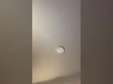 Monicav21  live sex cam