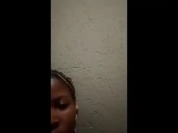 Ollynolly  live sex cam