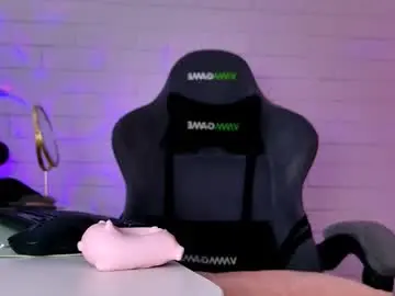 Tinadavil  live sex cam