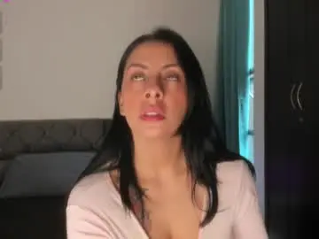 _lucianapalmer  live sex cam