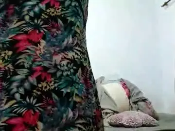 Arabella77  live sex cam