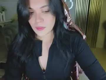 Caroline_1s  live sex cam