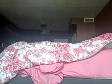 Flirtygirlyy  live sex cam