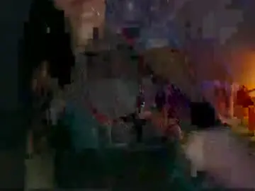 Kittygod333  live sex cam