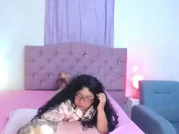 Latinabombsheell  live sex cam
