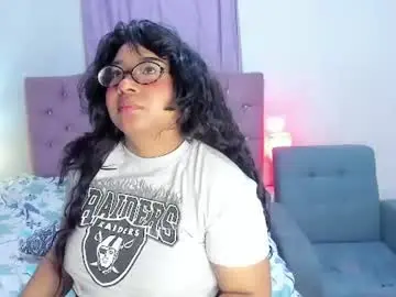 Latinabombsheell  live sex cam