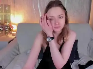 Linda__bryant  live sex cam