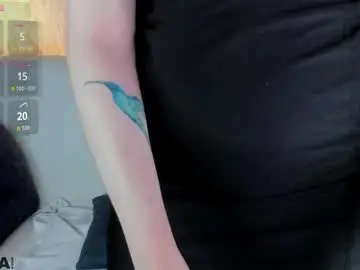 Linda__bryant  live sex cam