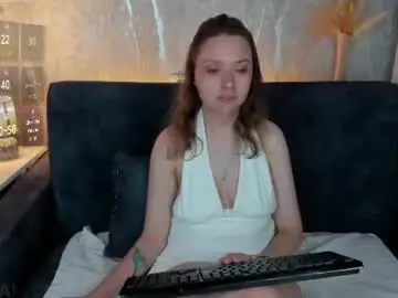 Linda__bryant  live sex cam