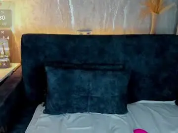 Linda__bryant  live sex cam
