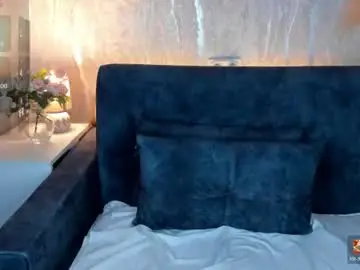 Linda__bryant  live sex cam