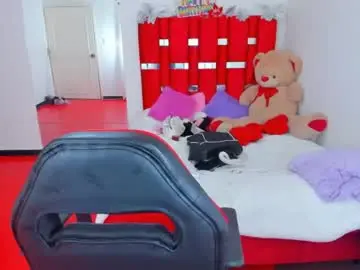 Luna_analya  live sex cam
